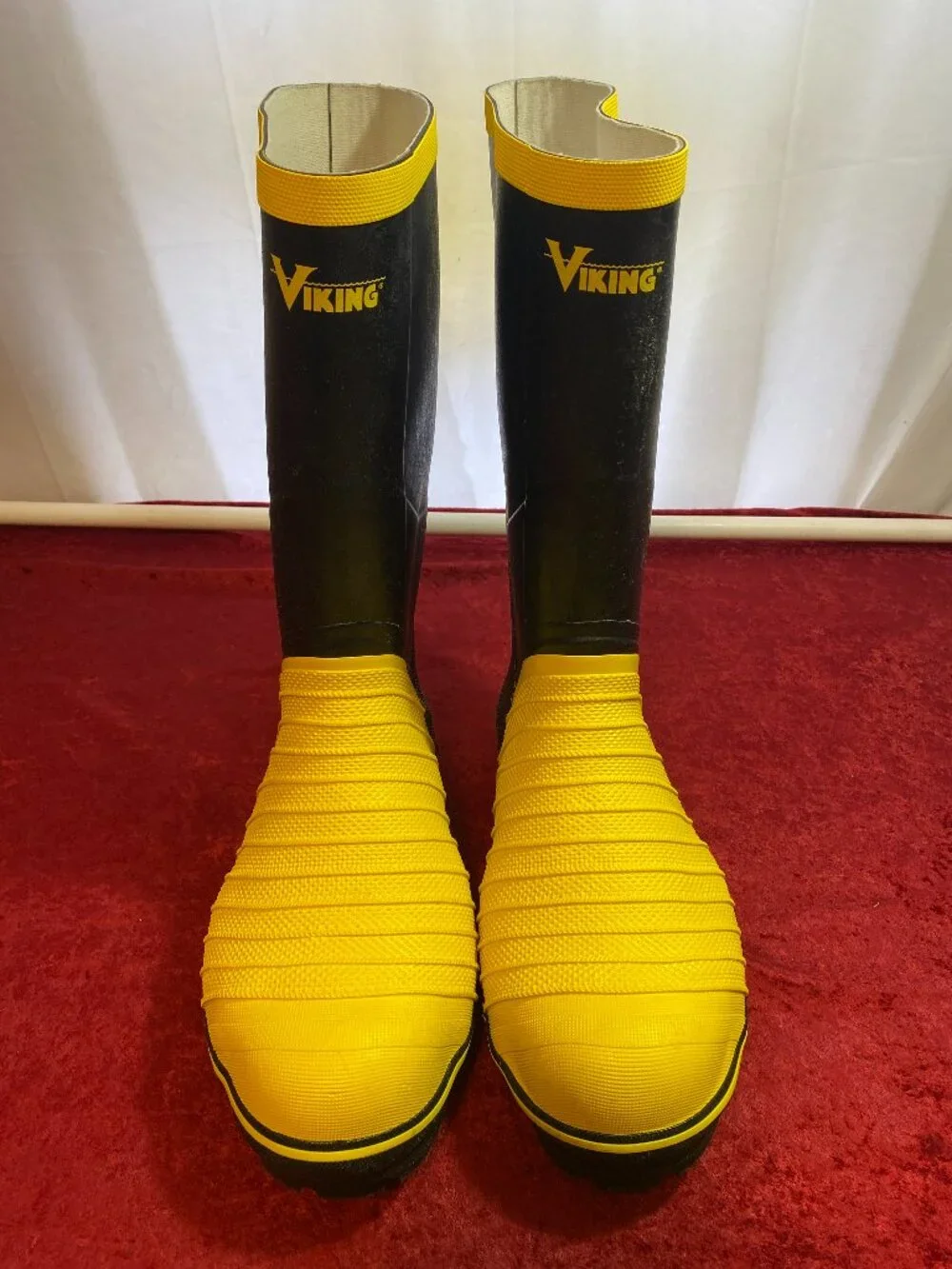 Viking VW 49 Size 13 Steel Toe Knee Rubber Boot